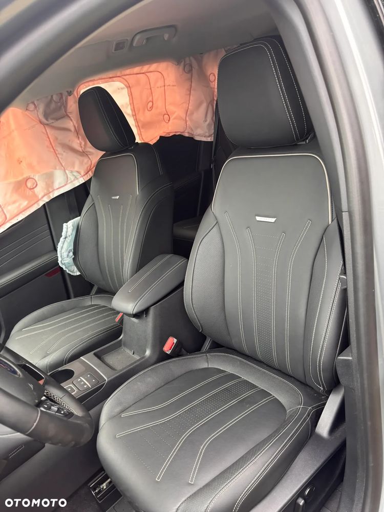 Ford Kuga - 23