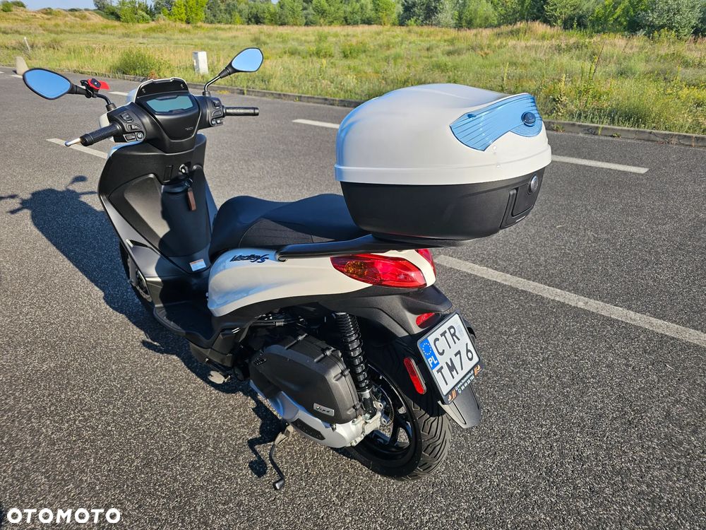 Piaggio Medley - 20