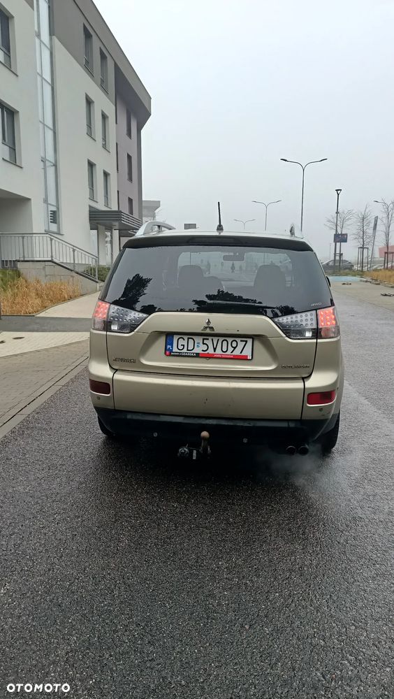 Mitsubishi Outlander 2.0 DI-D 4WD Intense - 5