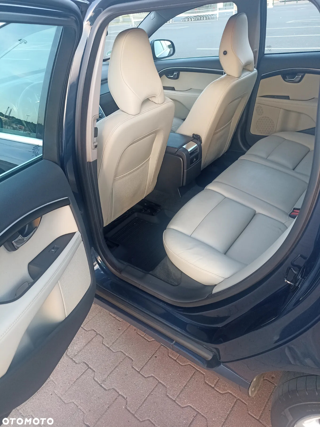 Volvo V70 T5 Powershift Edition - 9