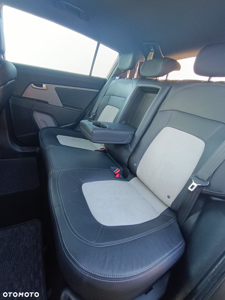 Kia Sportage 1.6 GDI Business Line L 2WD - 27