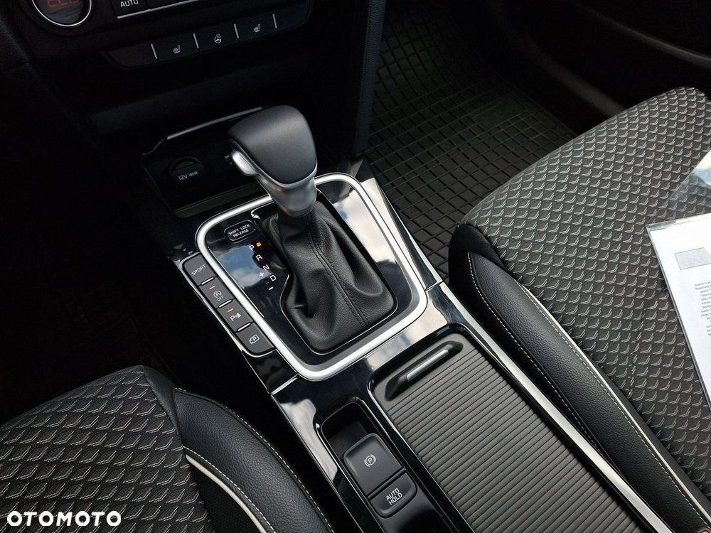 Kia Ceed 1.5 T-GDI Tribute DCT - 20