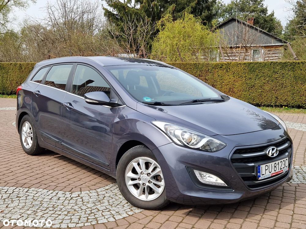 Hyundai i30 blue Kombi 1.6 GDi Trend - 11