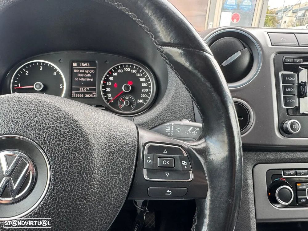 VW Amarok 2.0 BiTDI BMT Highline - 32