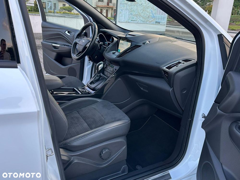 Ford Kuga 2.0 TDCi AWD ST-Line - 10