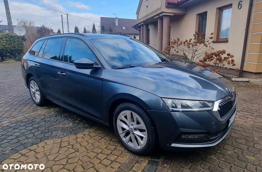 Skoda Octavia - 10