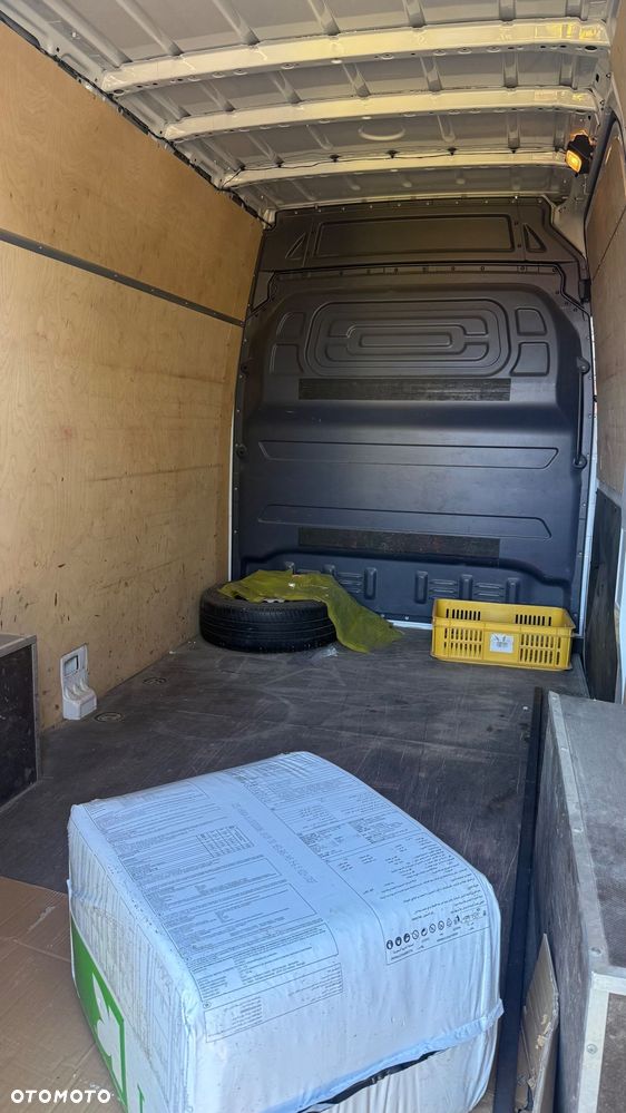 Mercedes-Benz Sprinter - 3