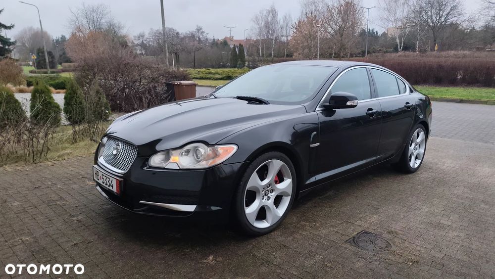 Jaguar XF 2.7 V6 Premium Luxury - 1