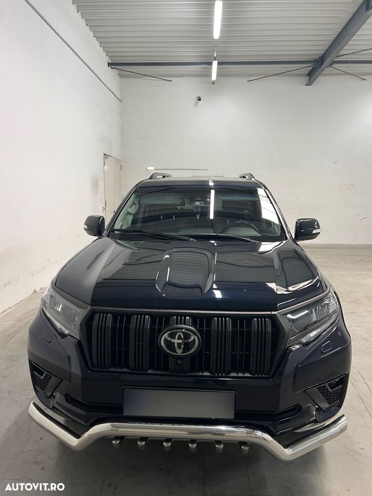 Toyota Land Cruiser 2.8l D-4D 204 CP A/T Luxury Black Matte Edition - 2