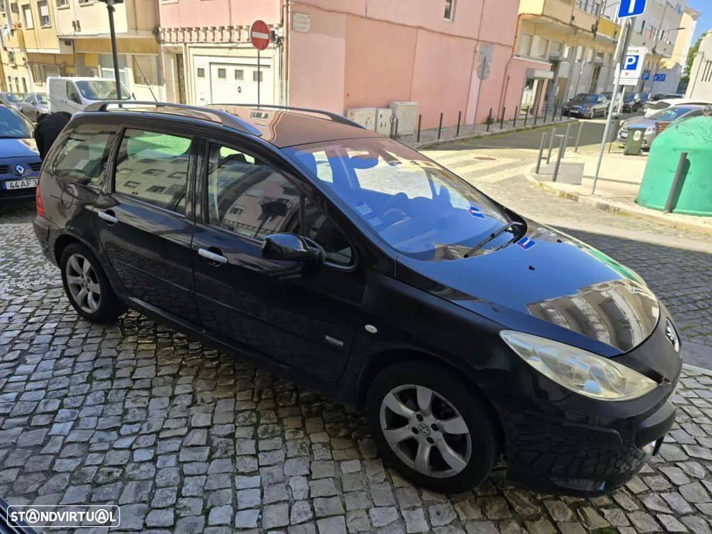 Peugeot 307 SW 1.6 HDi FAP SE Navteq - 7