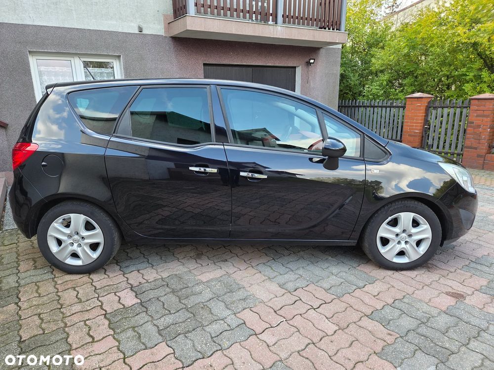 Opel Meriva - 8