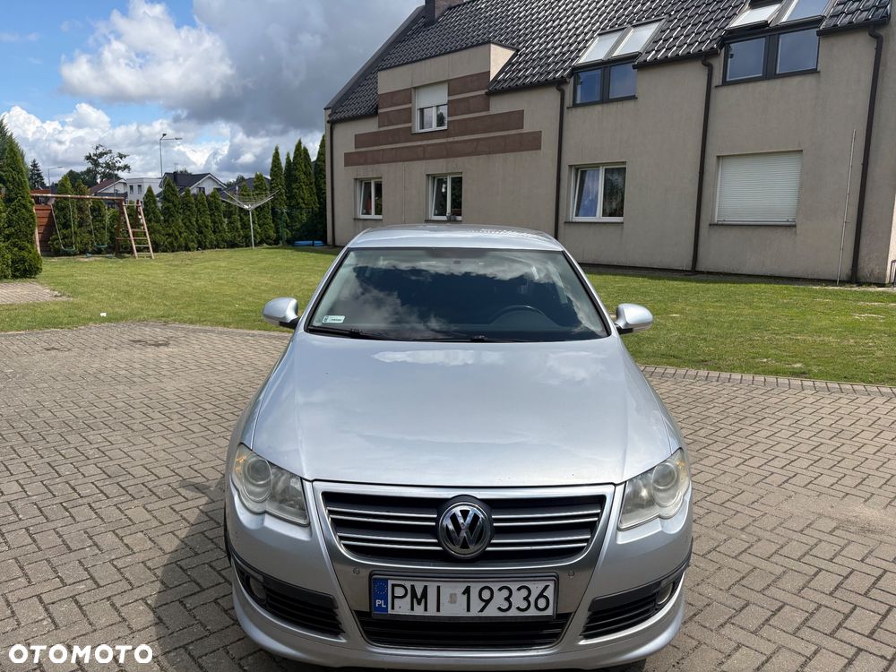 Volkswagen Passat 2.0 TSI Highline - 3