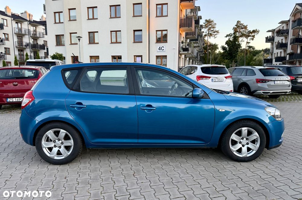 Kia Ceed 1.4 Comfort - 4