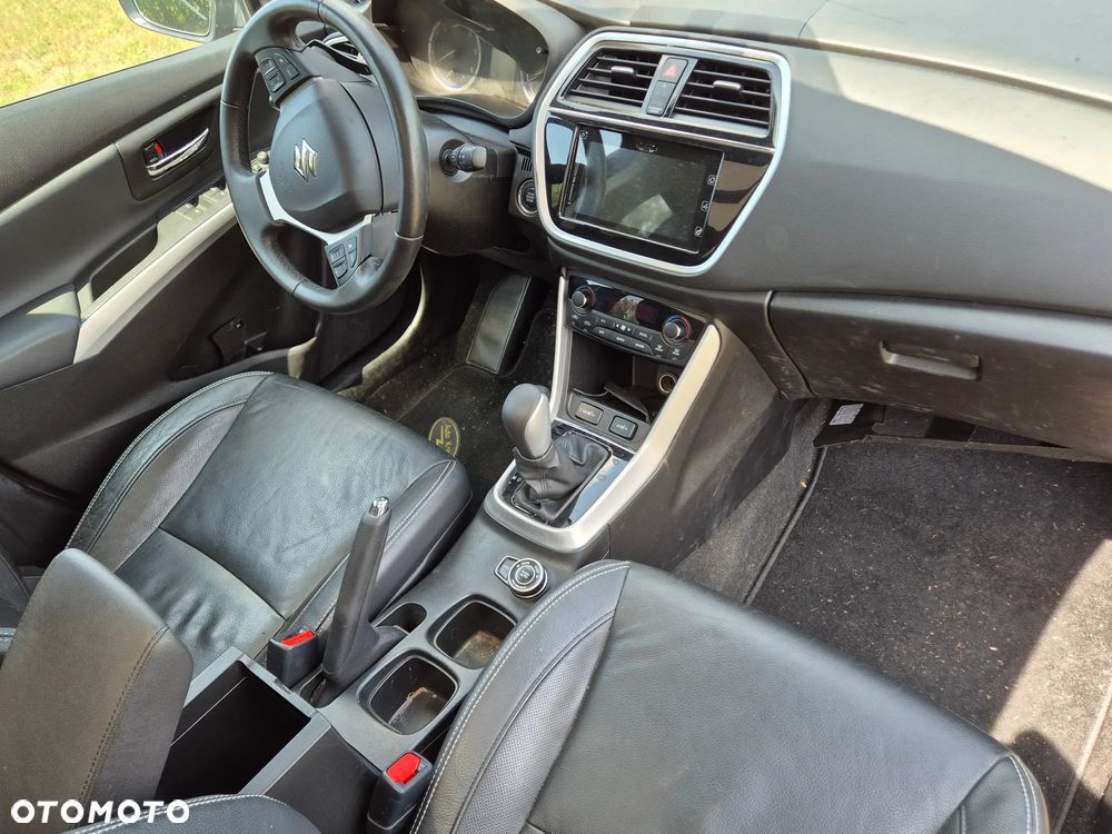 Suzuki sx4 cross 2018rok 1,6 diesel automat 4×4 62 tyś km na części. - 4