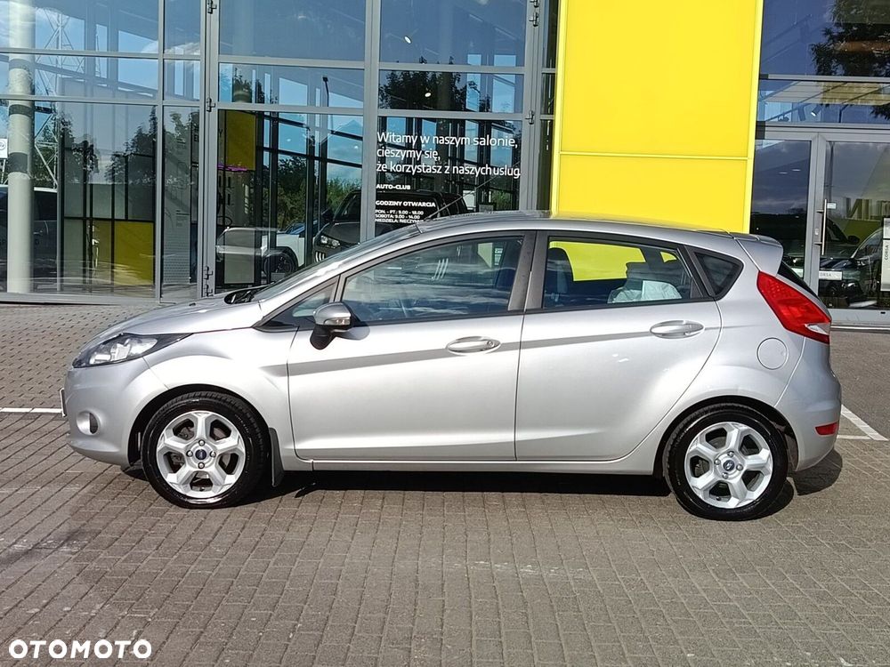 Ford Fiesta 1.25 Ambiente EU5 - 10