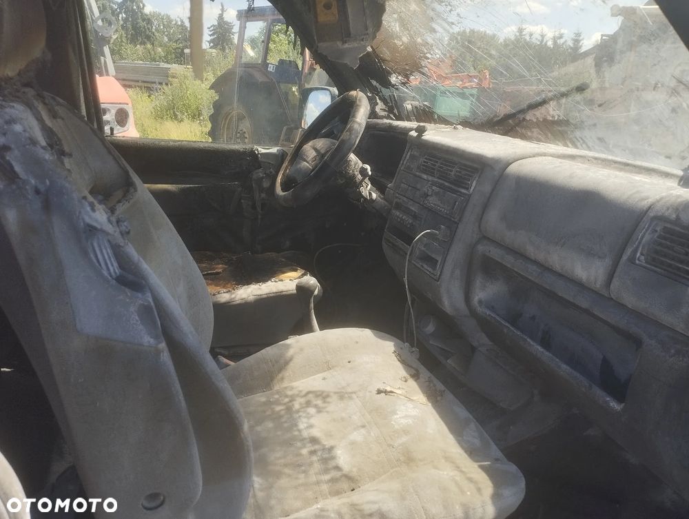 Volkswagen Multivan - 4