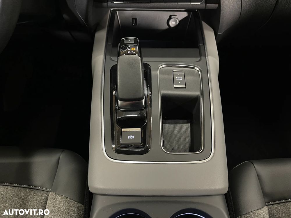 Citroën C5 Aircross 1.6 PHeV FWD 225 EAT8 Shine - 24