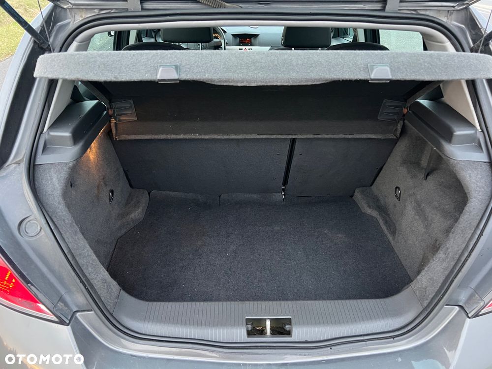 Opel Astra 1.6 Color Edition - 12