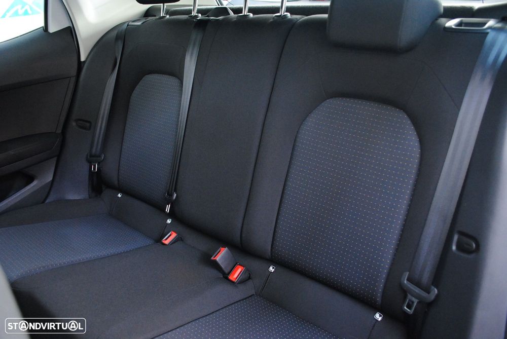 SEAT Arona 1.0 TSI Style DSG - 27