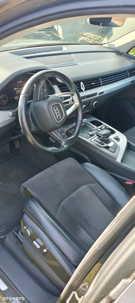 Audi Q7 - 15