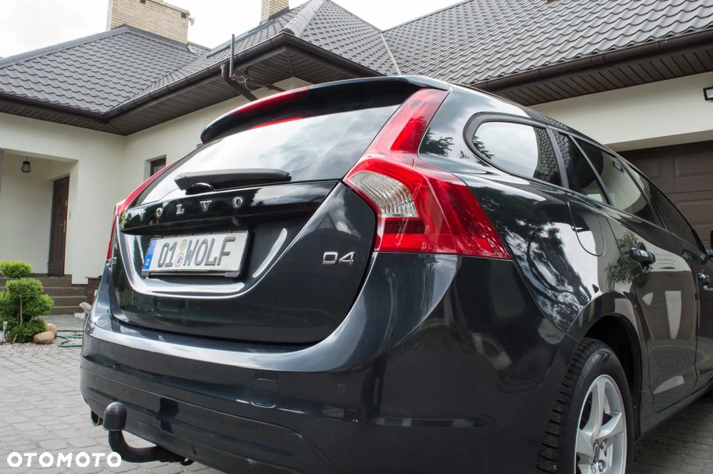 Volvo V60 D4 Business Edition - 9