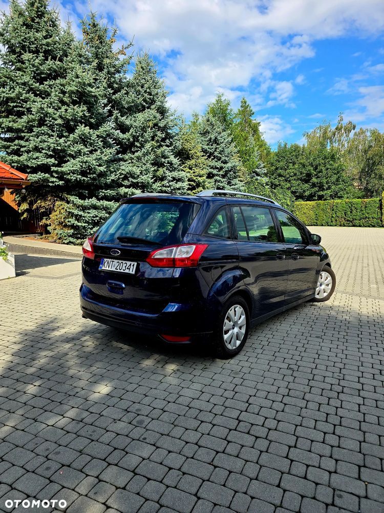 Ford Grand C-MAX - 3