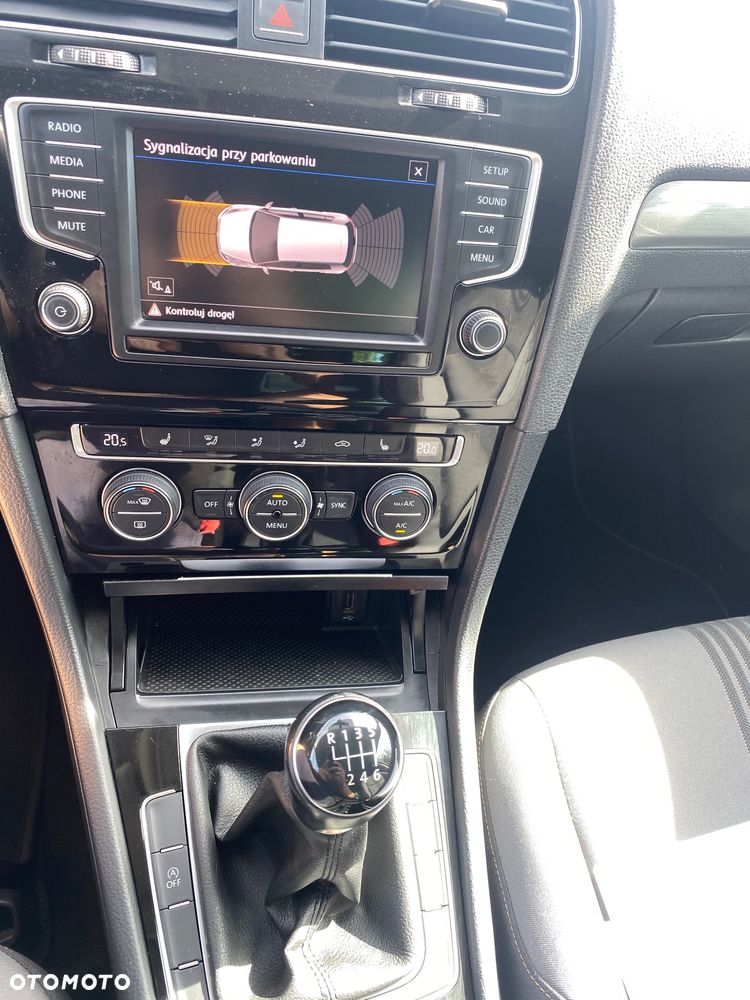 Volkswagen Golf 1.2 TSI BlueMotion Technology Allstar - 7