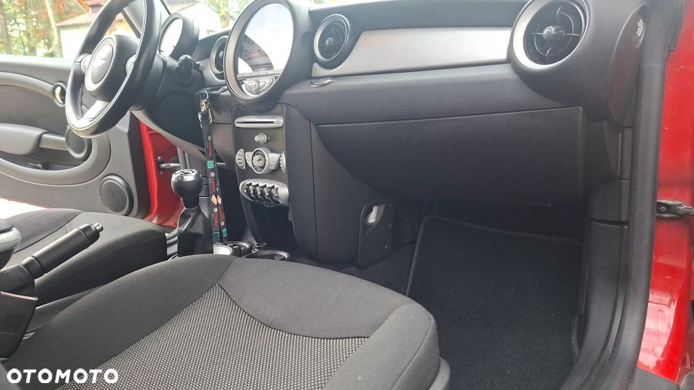 MINI Clubman Cooper D - 6