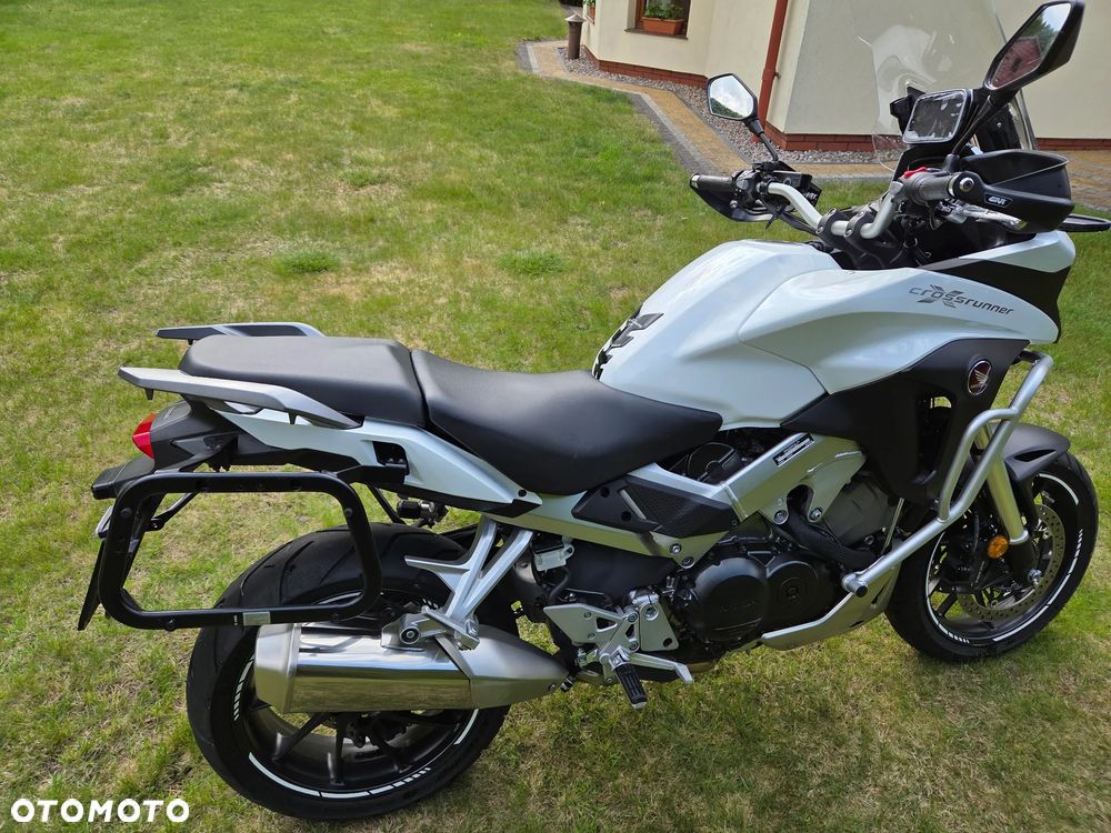 Honda VFR - 10