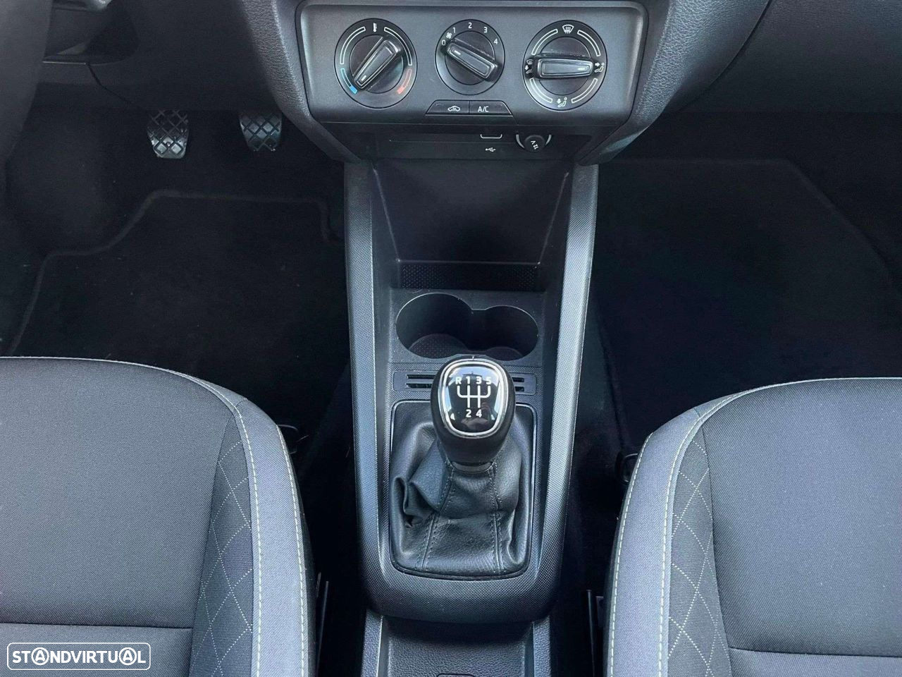 Skoda Fabia 1.0 TSI Ambition - 14