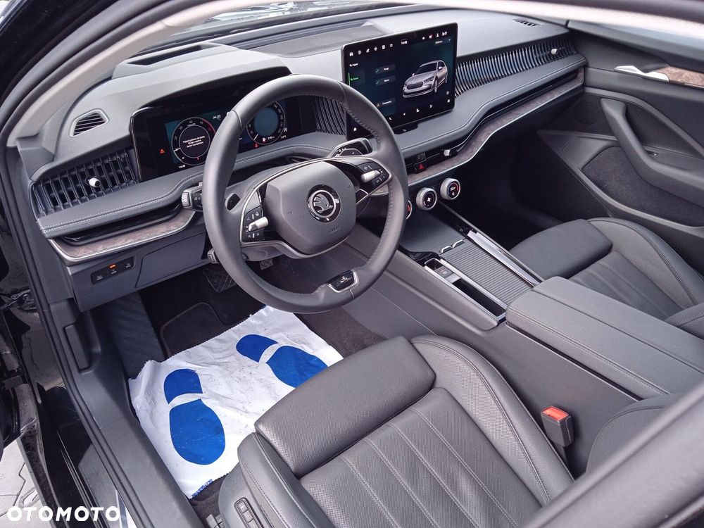 Skoda Superb 2.0 TDI SCR 4x4 L&K DSG - 12