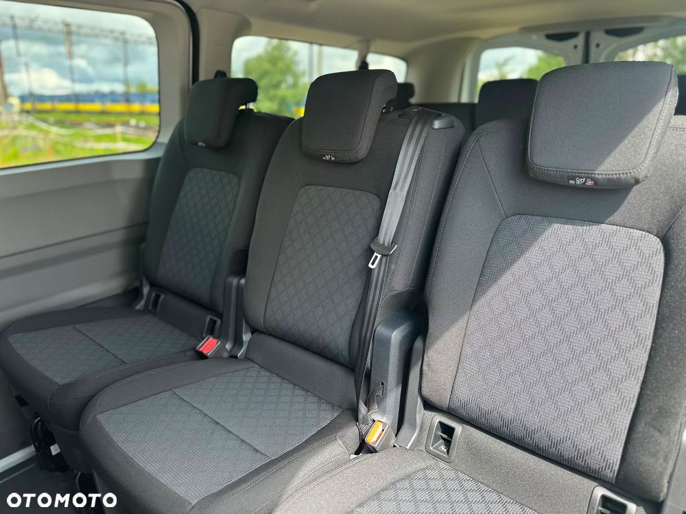 Volkswagen Transporter Kombi L2H1 M1 - 15