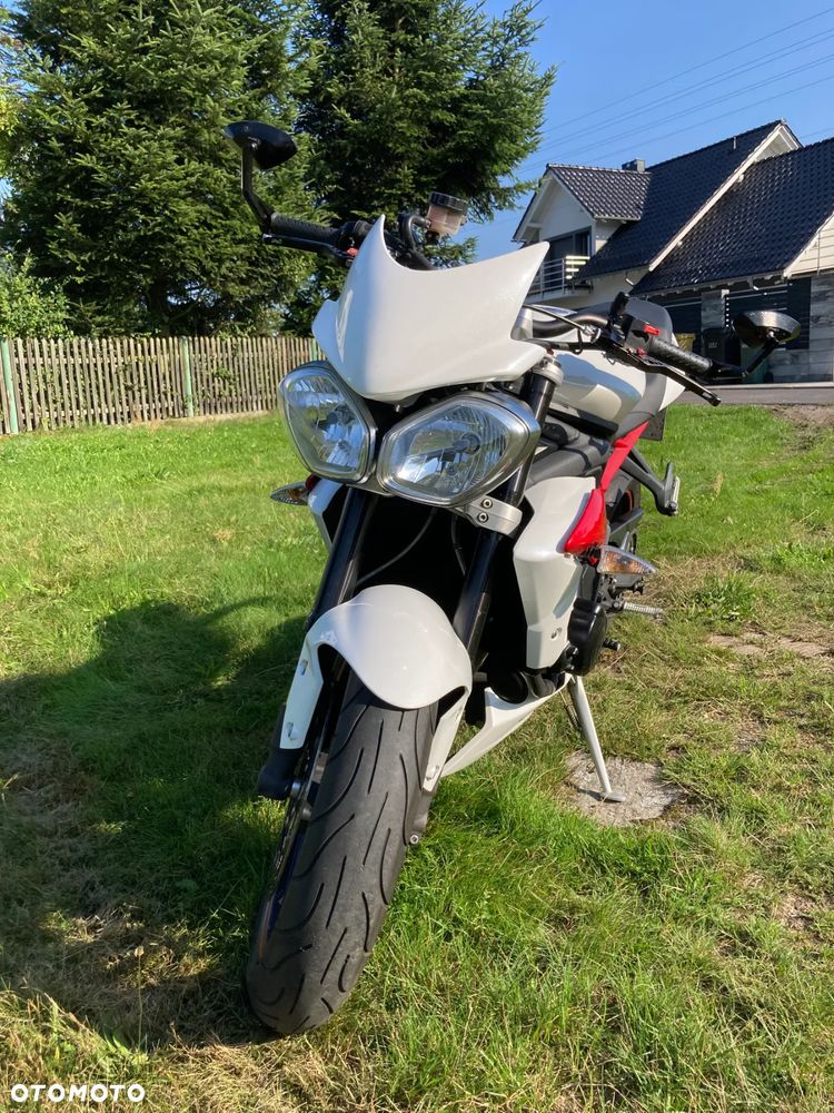 Triumph Street Triple - 5