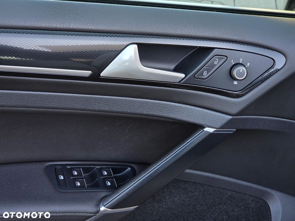 Volkswagen Golf 1.4 TSI ACT BlueMotion Technology DSG Highline - 27