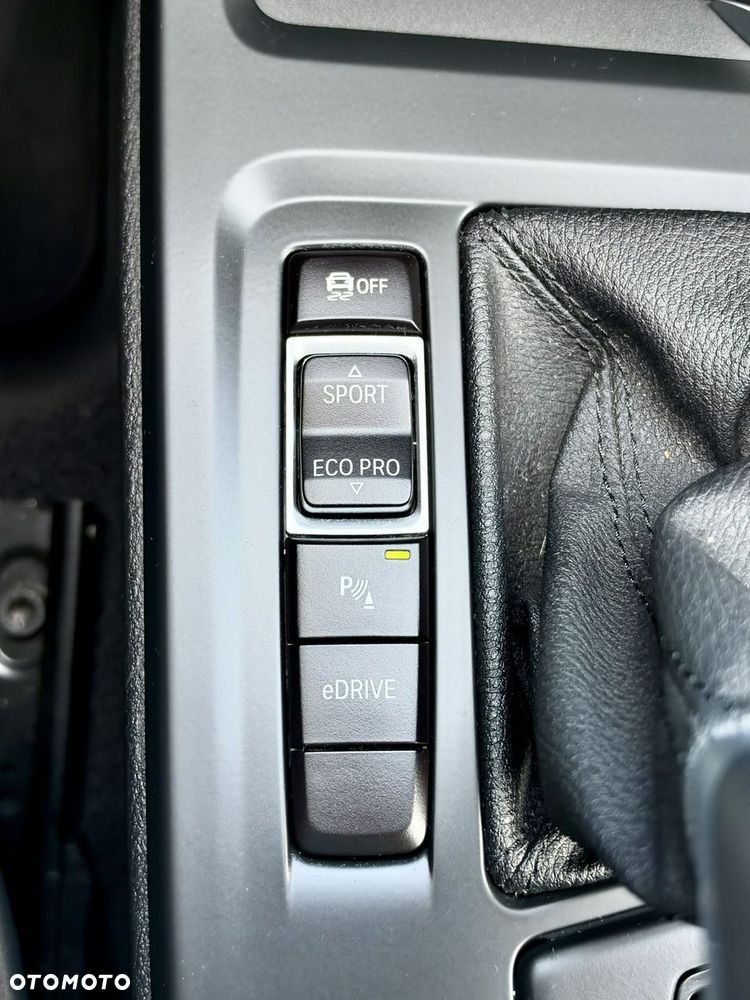 BMW X1 xDrive25e sport - 28