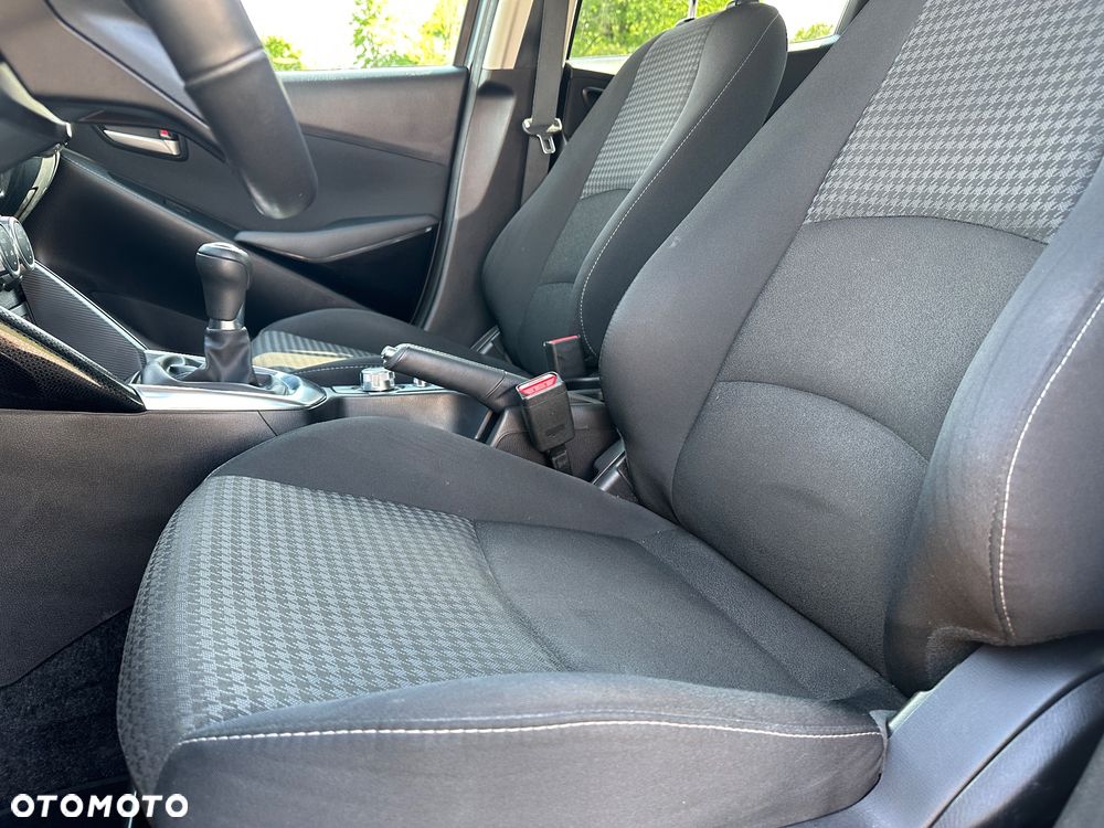 Mazda 2 - 24