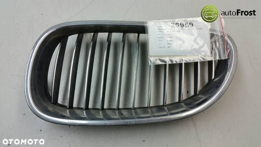 ATRAPA GRILL NERKA LEWA KRATKA BMW 7065701 E60 E61 - 1