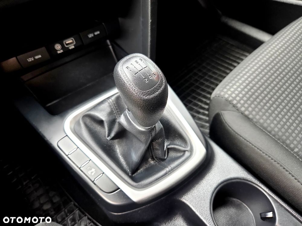 Kia Ceed 1.4 M - 32