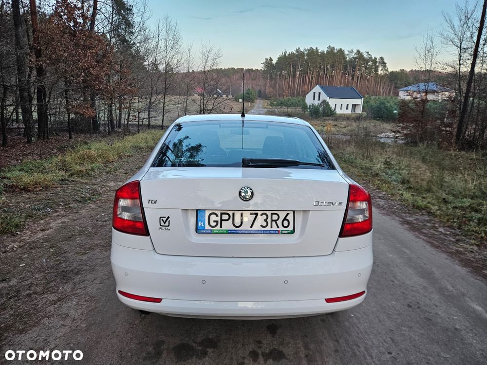 Skoda Octavia 1.6 TDI Active DSG - 2
