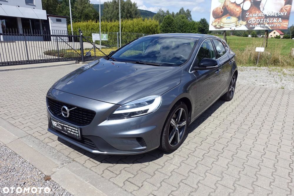 Volvo V40 T3 Drive-E R-Design Kinetic - 1
