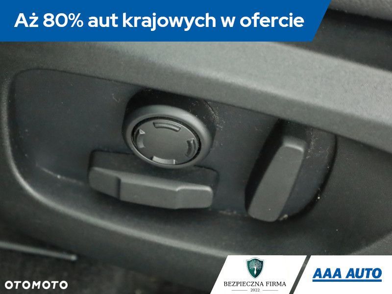 Land Rover Discovery Sport - 10