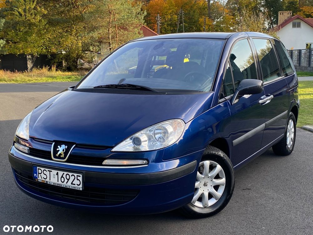 Peugeot 807 2.2 ST - 10