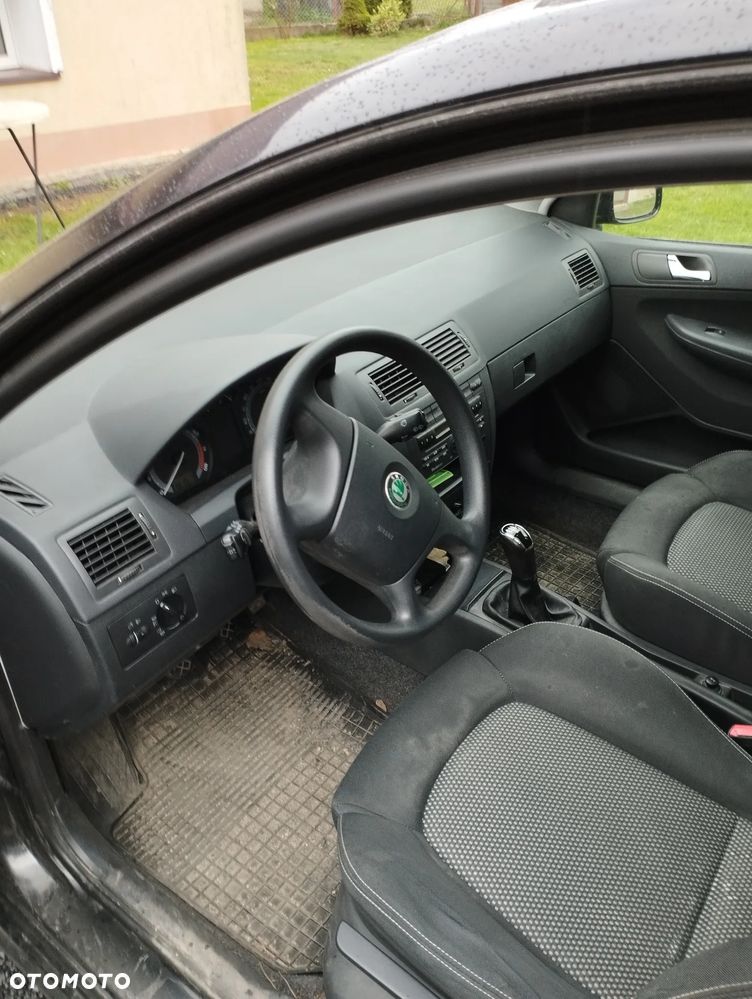 Skoda Fabia 2.0 Elegance - 5