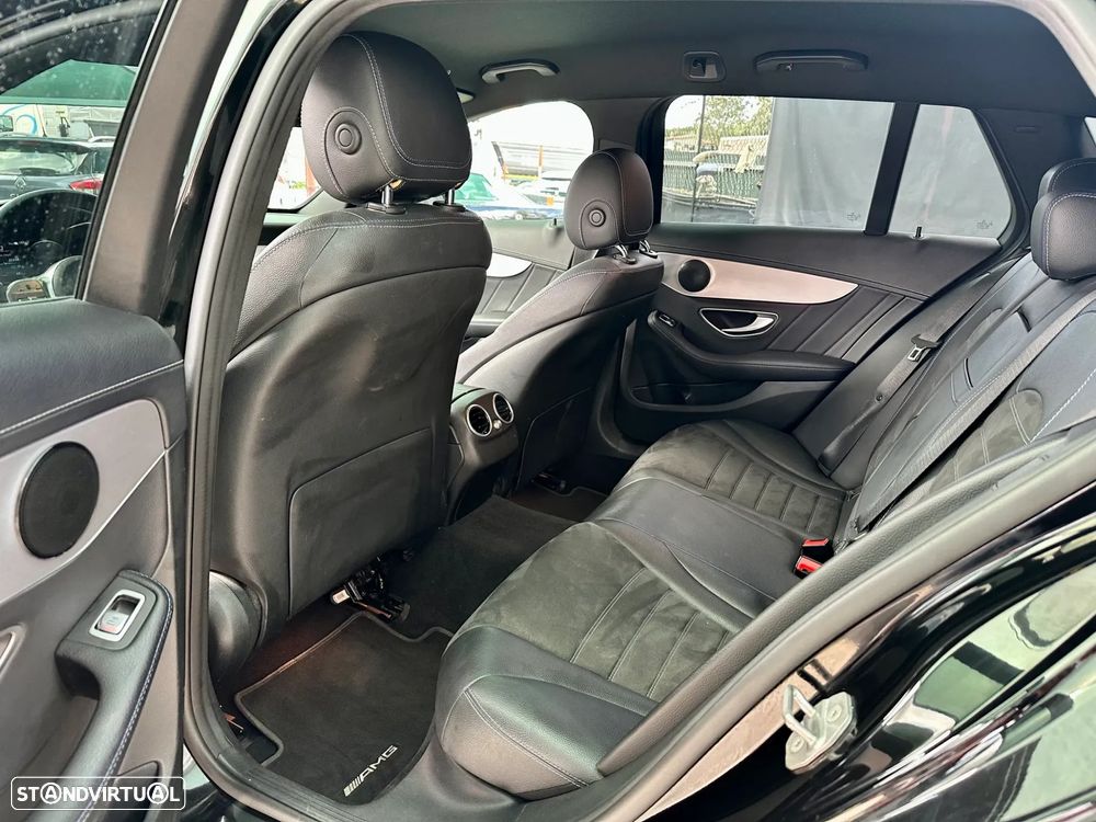 Mercedes-Benz C 300 de AMG Line - 9