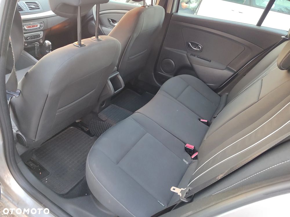 Renault Megane 1.5 dCi Bose - 11