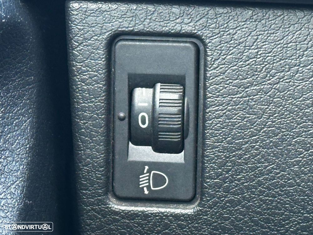 Peugeot 207 1.6 HDi Sport - 18