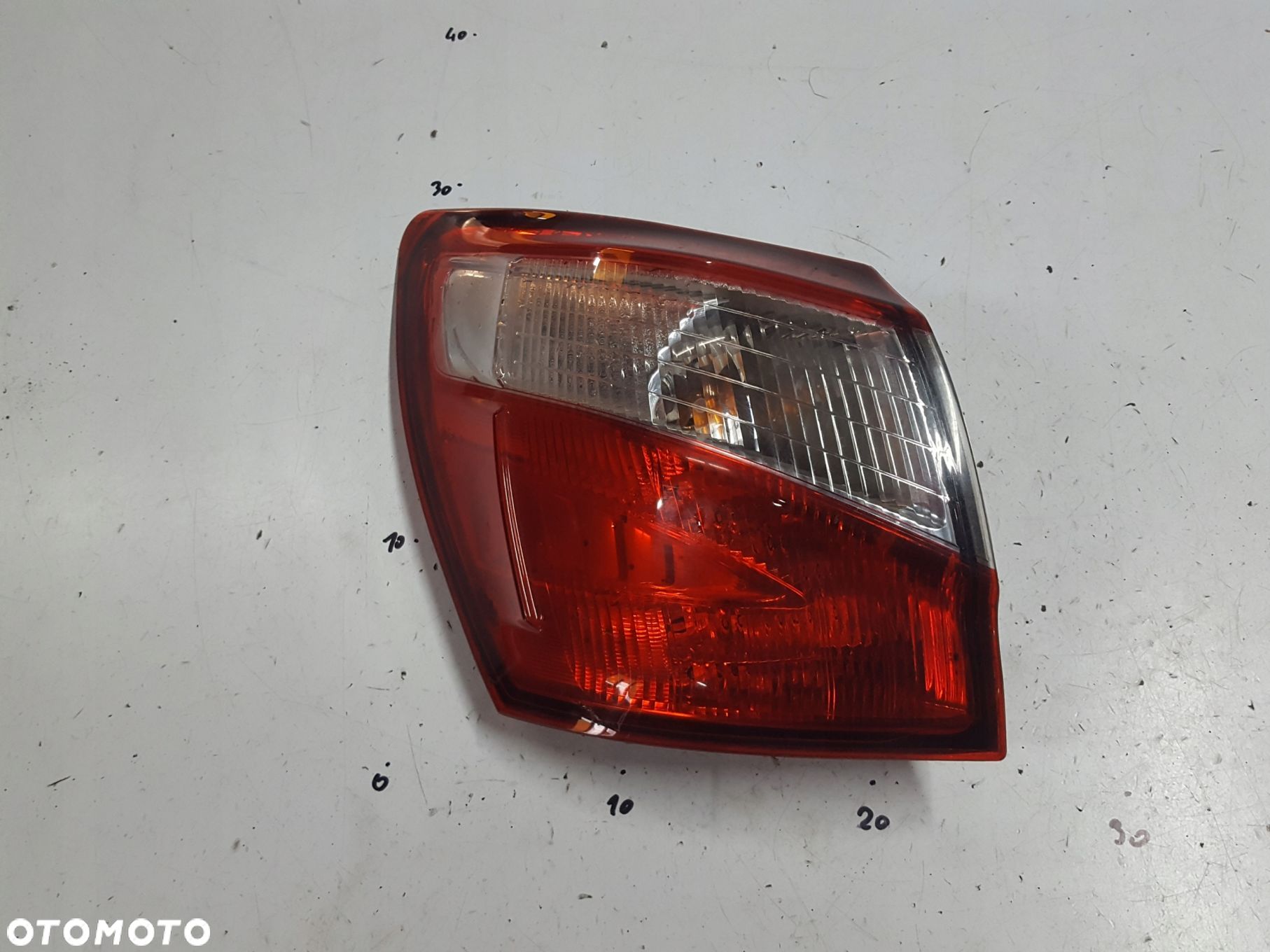 NISSAN QASHQAI I J10 +2 LIFT 10-13r LAMPA LEWA TYŁ TYLNA - 1