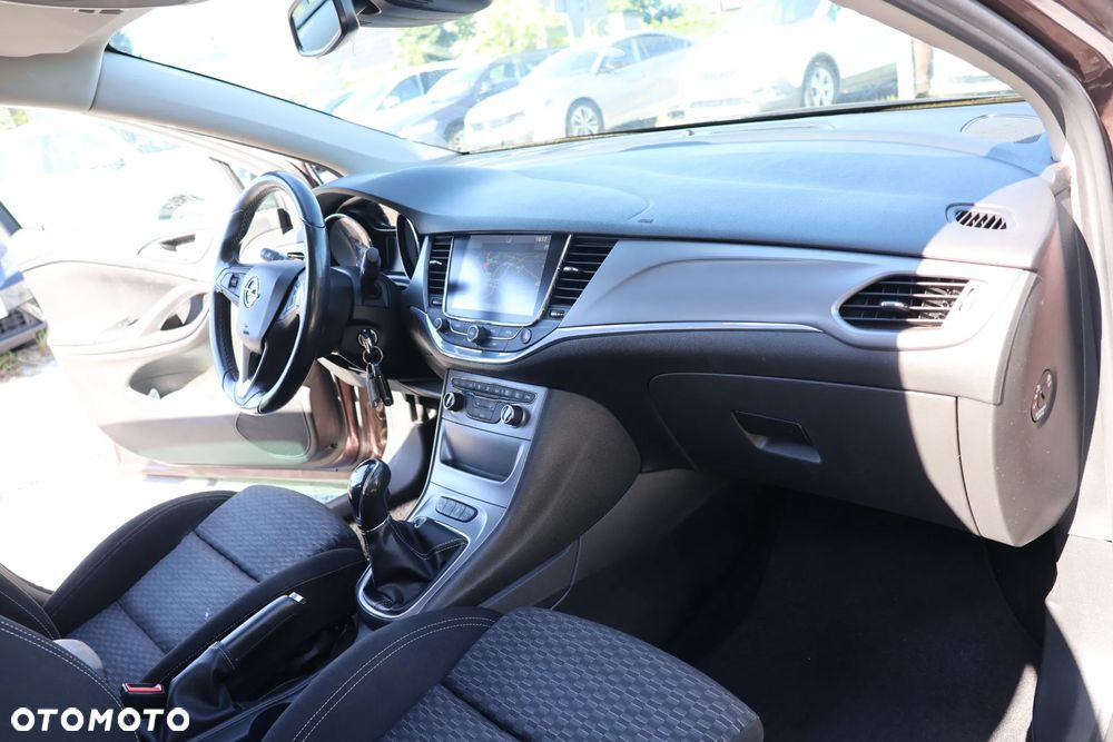 Opel Astra 1.6 D (CDTI) Innovation - 13