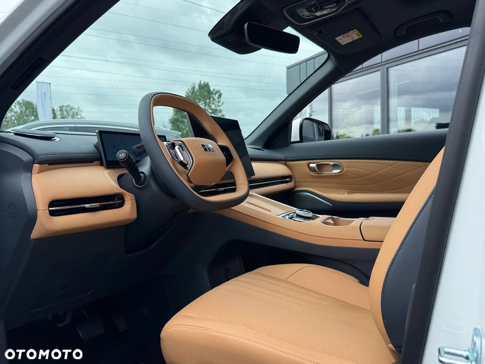 Geely Starray EM-i 1.5 PHEV Max - 17