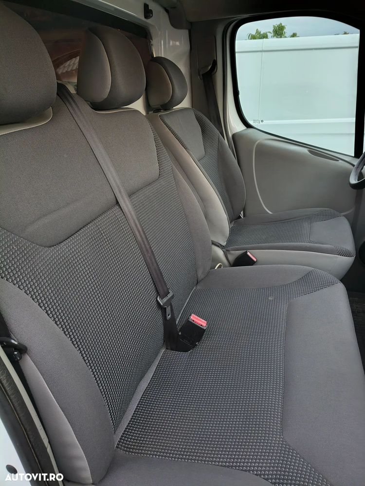 Opel Vivaro - 22